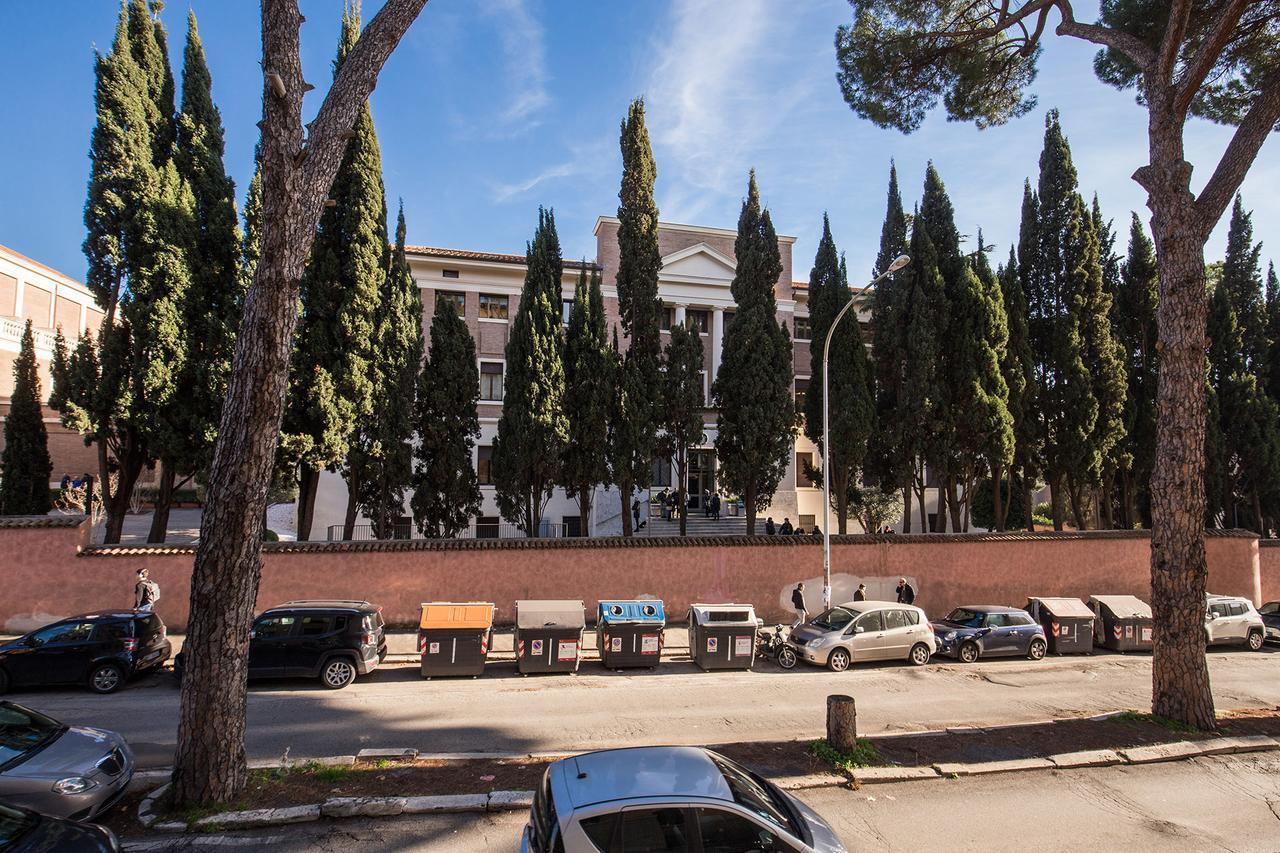 Апартаменты La Casa Di Nonna Pina Рим Экстерьер фото